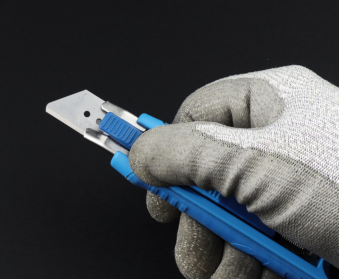 Couteau de sécurité à curseur semi-automatique GEMEL 2 — de la marque Mure & Peyrot – Intérieur métal – Lame 22 mm - 2