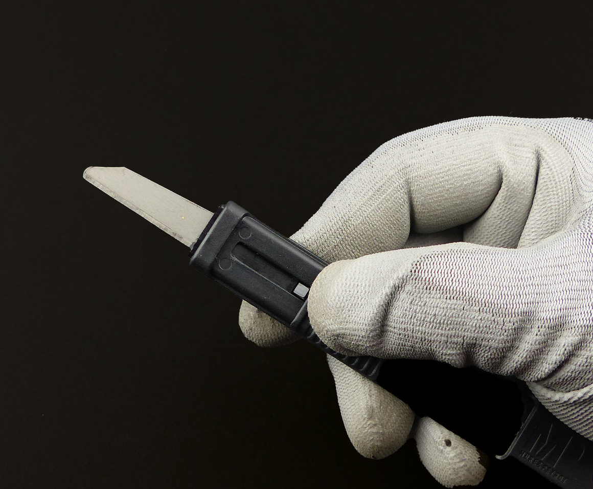 Couteau de sécurité ESD à curseur semi-automatique BAZAS ESD – Mure & Peyrot - 4