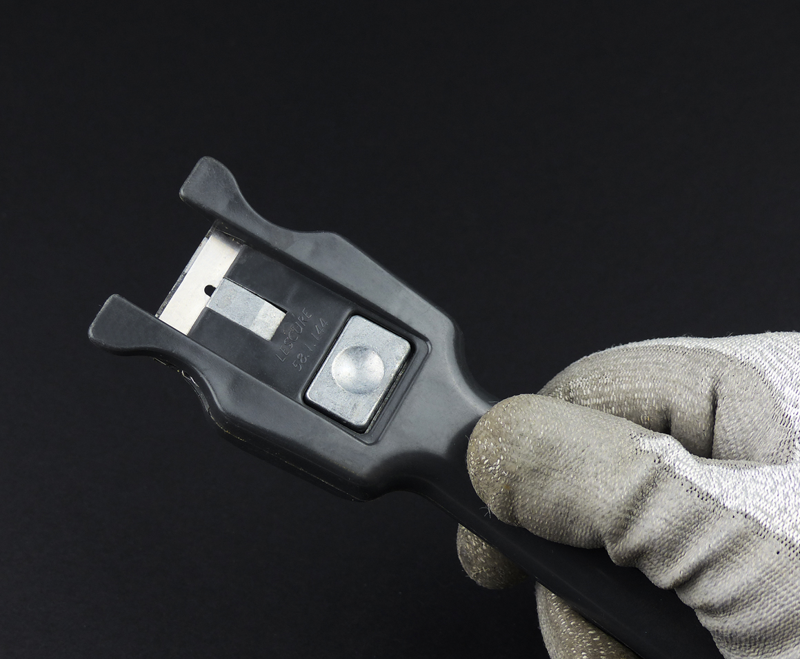 LESCURE 2 – Couteau d’ébavurage à extrémité protégée – Mure & Peyrot - 2