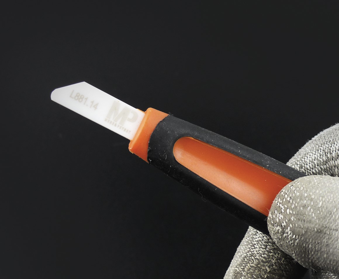 MOULIS – Couteau d’ébavurage céramique 9 mm (fixe) – Mure & Peyrot - 2