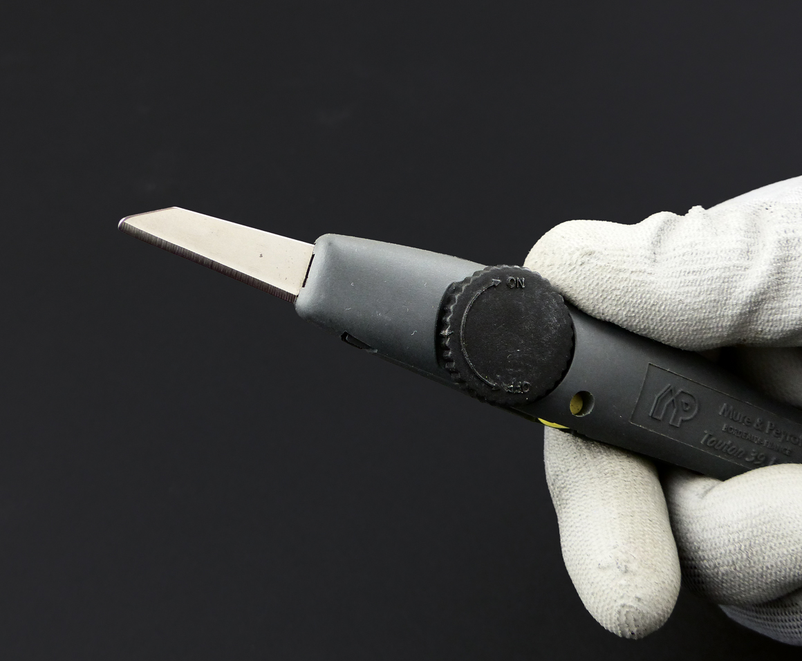 Couteau d'ébavurage TOUTON – cache amovible – Mure & Peyrot - 2