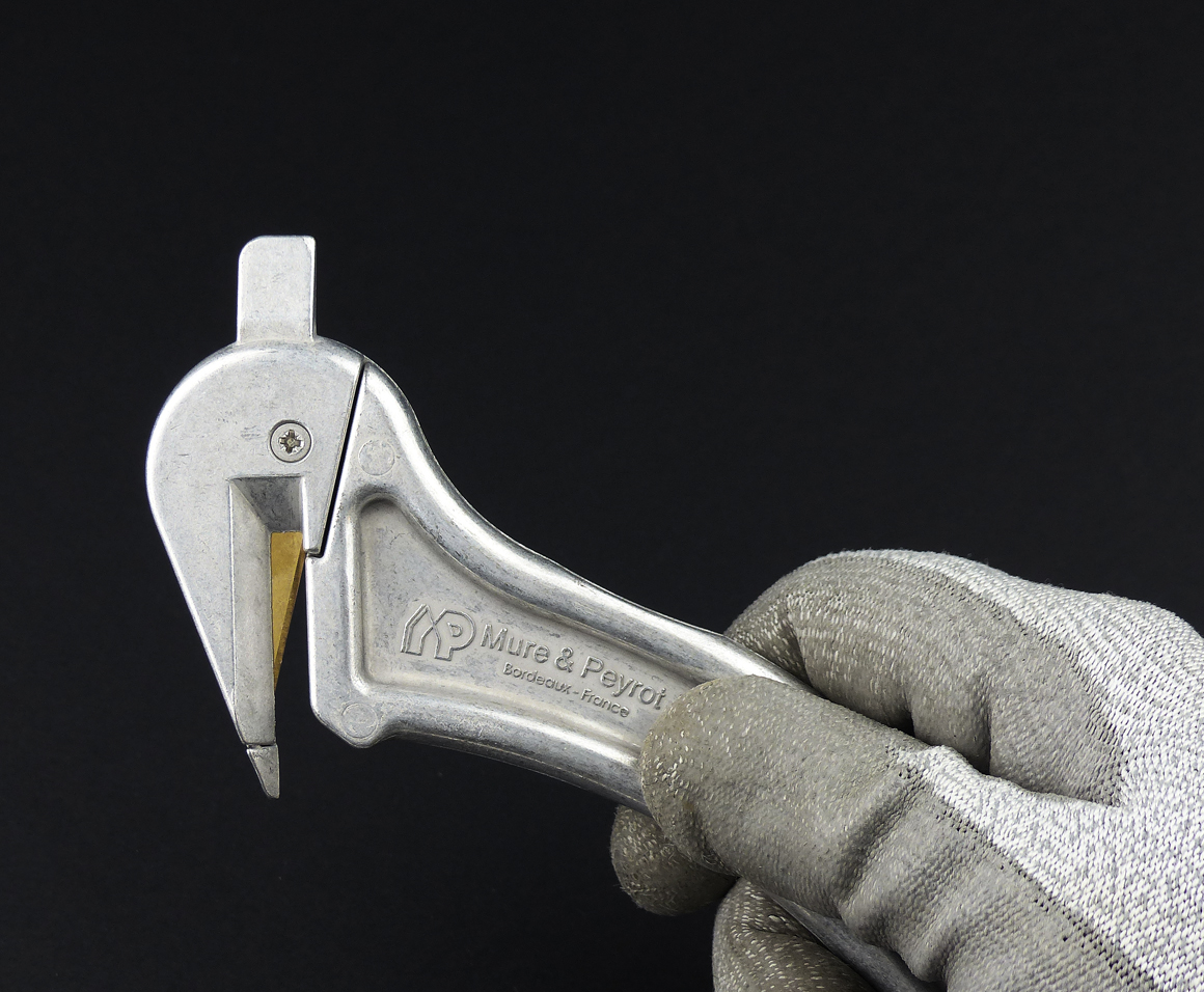 Couteau de sécurité CAPUCIN – magnésium ultra-léger – Mure & Peyrot - 3