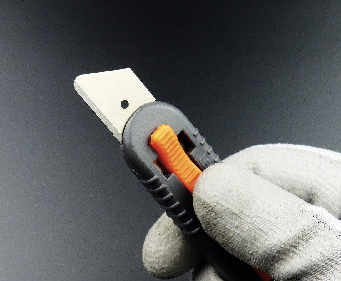 LÈGE 2 — couteau sécurité léger 25 mm (curseur breveté) | Mure & Peyrot - 2